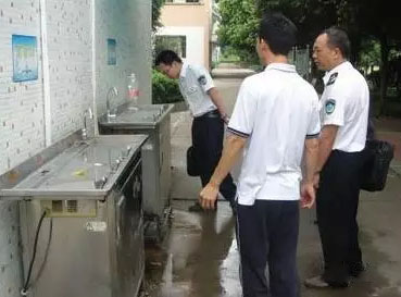 黄浦区卫计委开展校园直饮水设备督查工作
